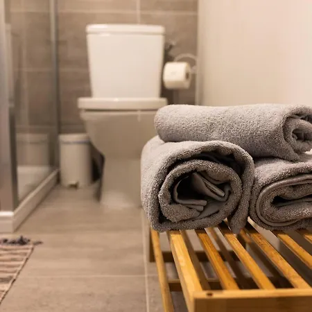 3 Sk With Roof Terracespoorparkeftelinguvt * Tilburgo