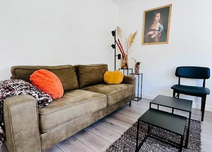 3 Sk With Roof Terracespoorparkeftelinguvt Apartman *